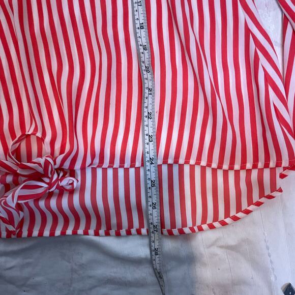 Chicos Blouse Womens Size 2 Large Tie Front Roll Tab Vee Neck Coral White Stripe - Picture 7 of 16